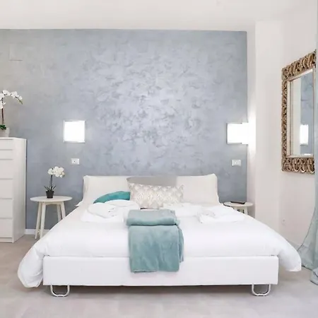 White Panoramic Jacuzzi Trastevere Apartmán *